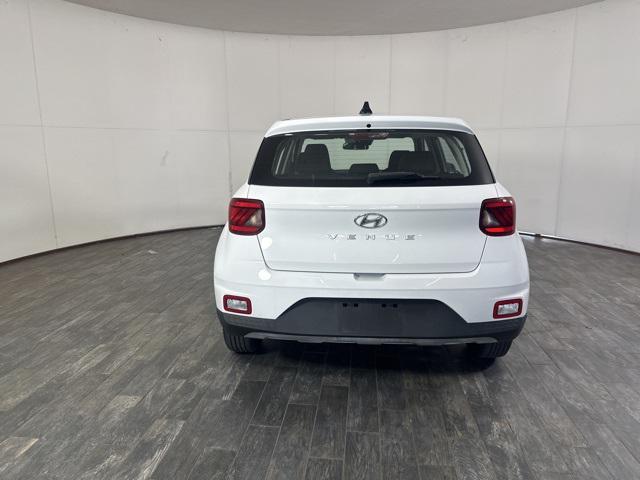 used 2021 Hyundai Venue car, priced at $11,888