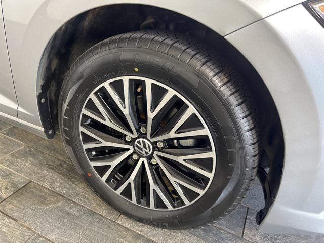 used 2021 Volkswagen Jetta car, priced at $11,988