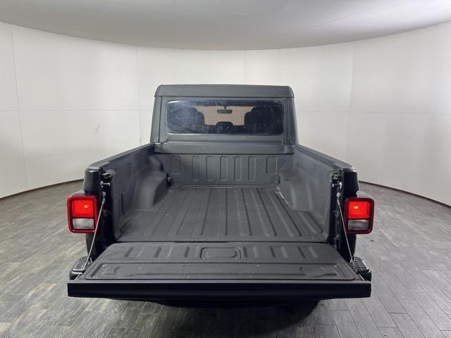 used 2022 Jeep Gladiator car, priced at $30,988