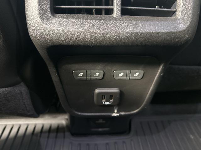 used 2022 Chevrolet Equinox car, priced at $18,888