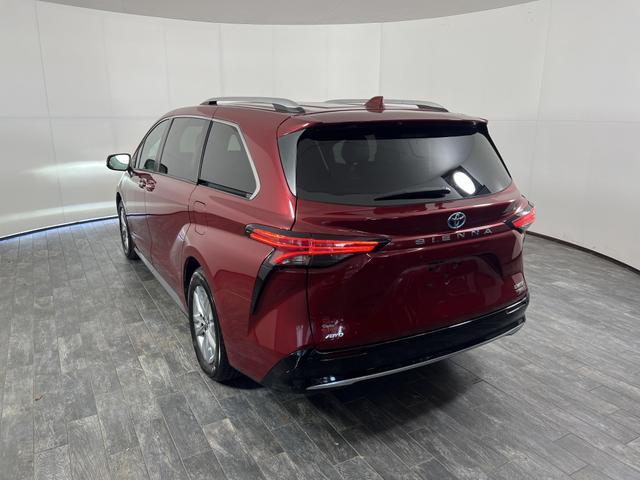 used 2021 Toyota Sienna car, priced at $39,998