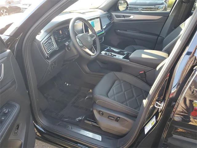 new 2026 Volkswagen Atlas Cross Sport car, priced at $43,574