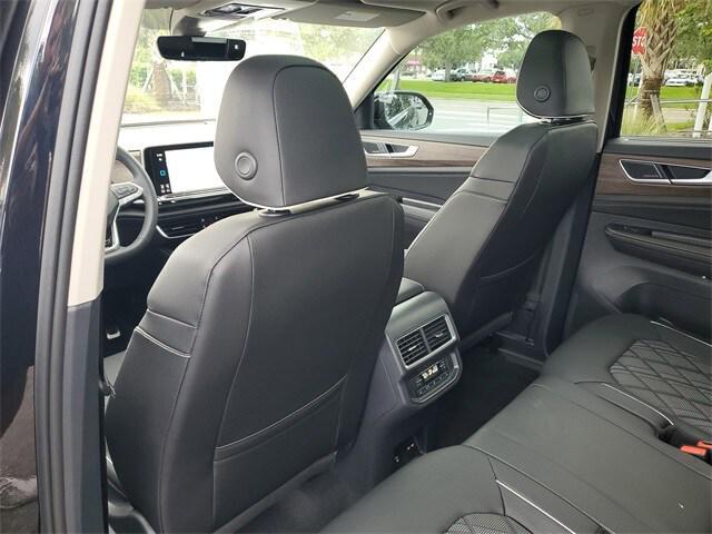 new 2025 Volkswagen Atlas car, priced at $50,116