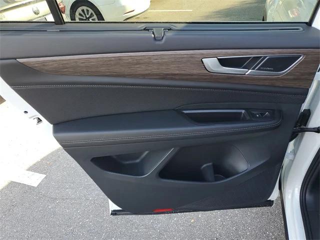 new 2026 Volkswagen Atlas car, priced at $53,483