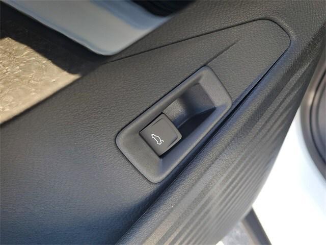 new 2025 Volkswagen ID.4 car, priced at $53,477