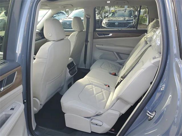 new 2026 Volkswagen Atlas car, priced at $43,975