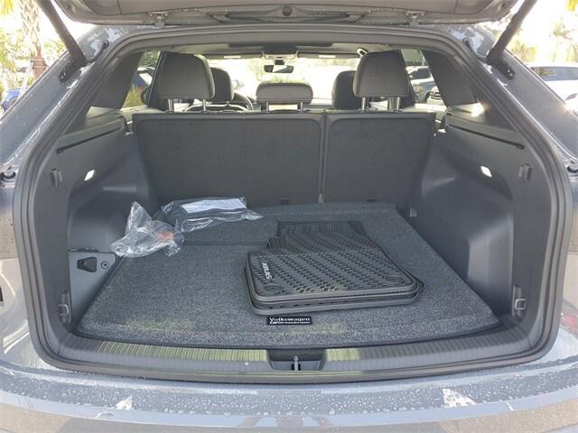 new 2026 Volkswagen Atlas Cross Sport car, priced at $50,046