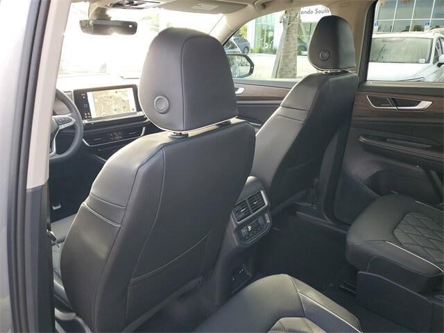 new 2026 Volkswagen Atlas car, priced at $54,144