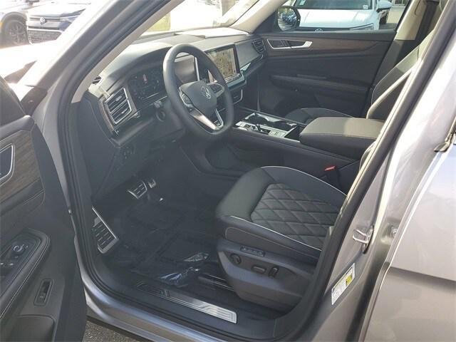 new 2026 Volkswagen Atlas car, priced at $54,144