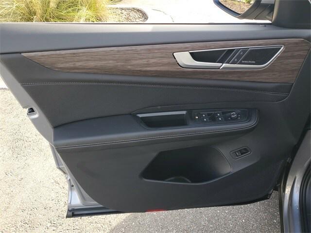 new 2026 Volkswagen Atlas car, priced at $54,144