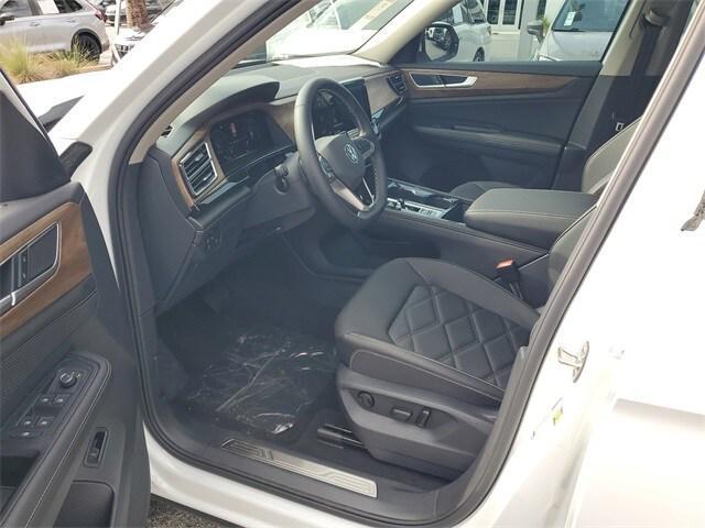 new 2025 Volkswagen Atlas car, priced at $40,431