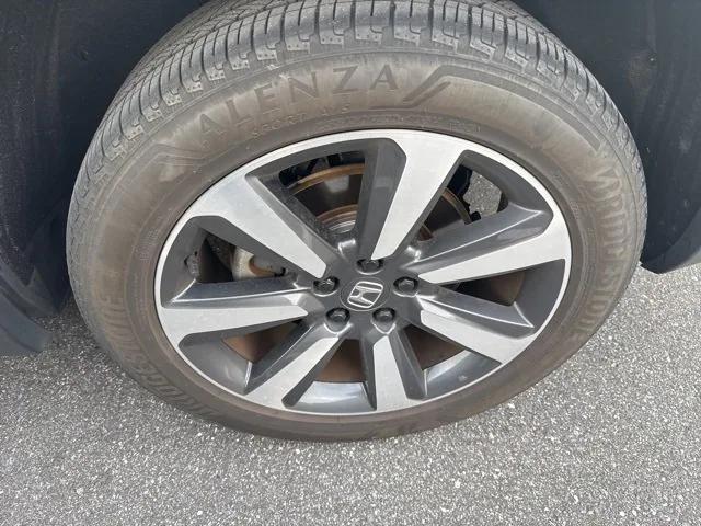 used 2023 Honda Pilot car, priced at $35,999