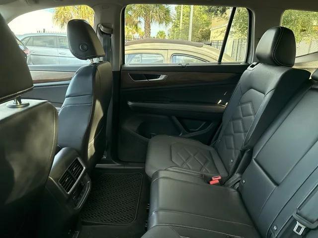 used 2024 Volkswagen Atlas car, priced at $31,999