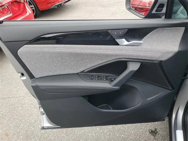 new 2025 Volkswagen Tiguan car, priced at $28,704