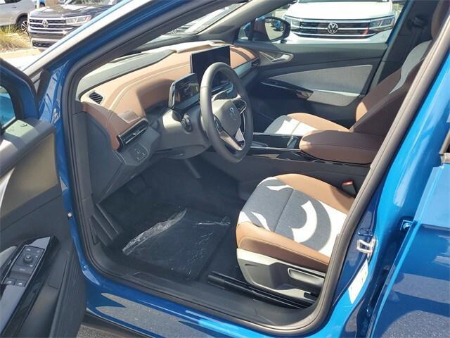 new 2025 Volkswagen ID.4 car, priced at $40,635