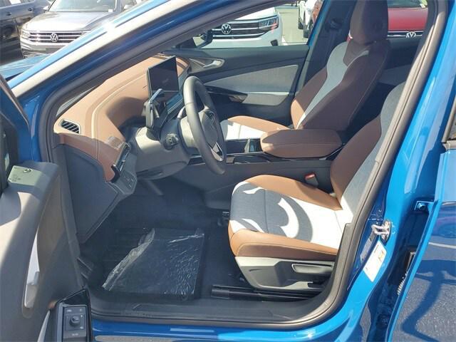new 2025 Volkswagen ID.4 car, priced at $40,635