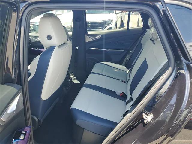 new 2025 Volkswagen ID.4 car, priced at $49,347