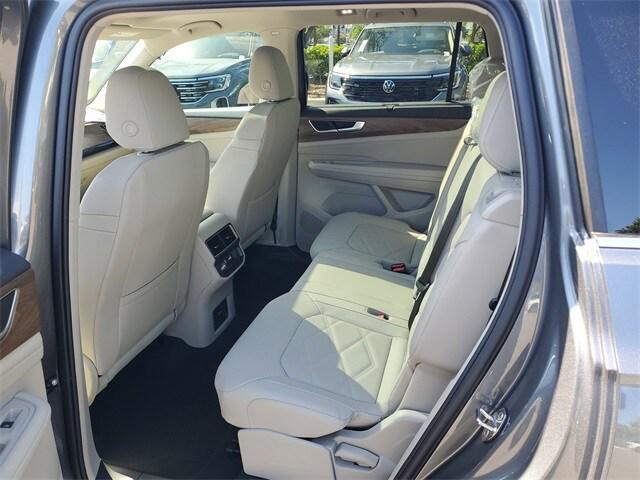 new 2025 Volkswagen Atlas car, priced at $42,703