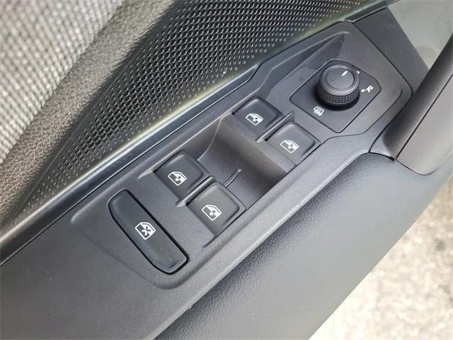 new 2026 Volkswagen Tiguan car, priced at $31,037