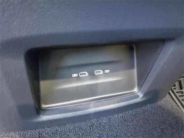 new 2026 Volkswagen Atlas Cross Sport car, priced at $38,385