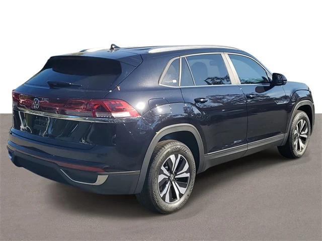 new 2026 Volkswagen Atlas Cross Sport car, priced at $38,385