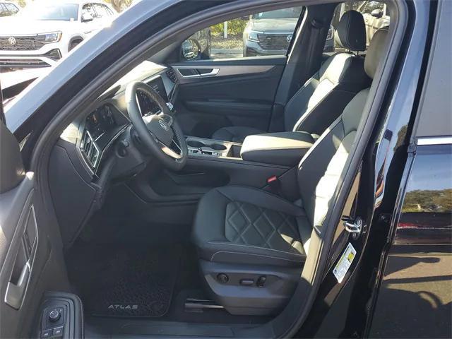 new 2026 Volkswagen Atlas Cross Sport car, priced at $38,385