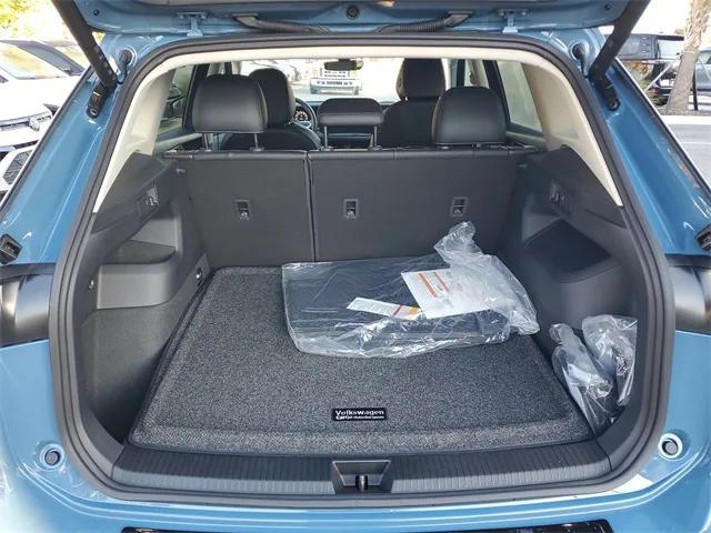 new 2026 Volkswagen Tiguan car, priced at $35,638