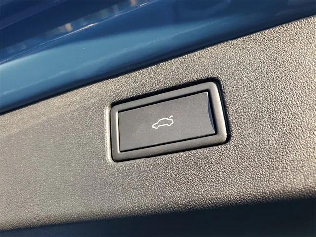 new 2026 Volkswagen Tiguan car, priced at $35,638