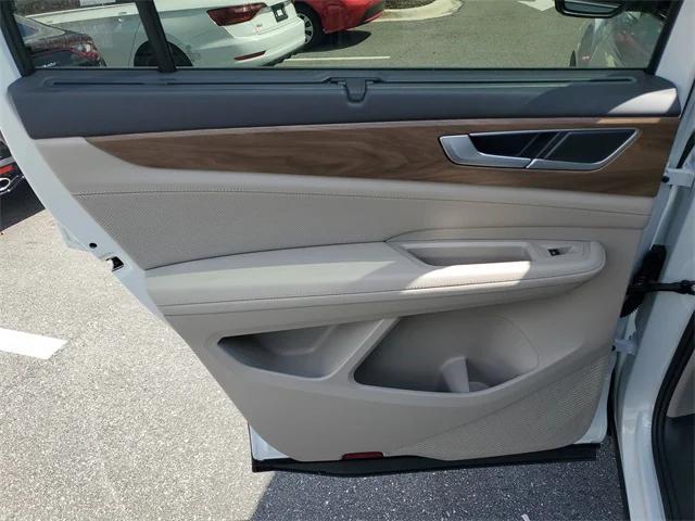 new 2026 Volkswagen Atlas car, priced at $43,975