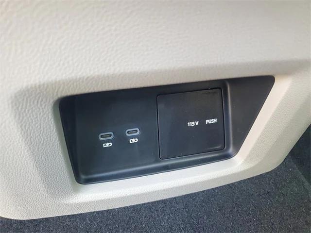 new 2026 Volkswagen Atlas car, priced at $43,975