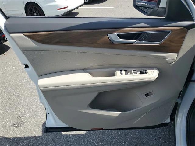 new 2026 Volkswagen Atlas car, priced at $43,975