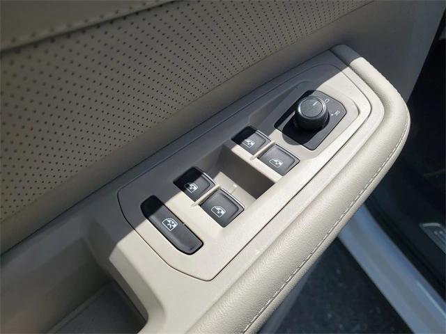 new 2026 Volkswagen Atlas car, priced at $43,975