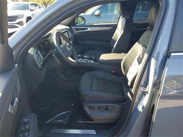 new 2026 Volkswagen Atlas Cross Sport car, priced at $43,499