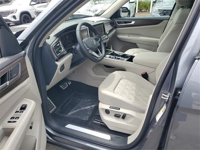 new 2025 Volkswagen Atlas car, priced at $53,041