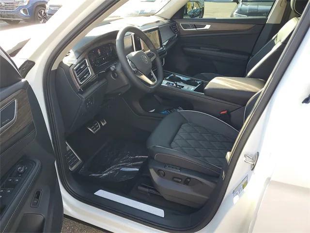 new 2026 Volkswagen Atlas car, priced at $54,081