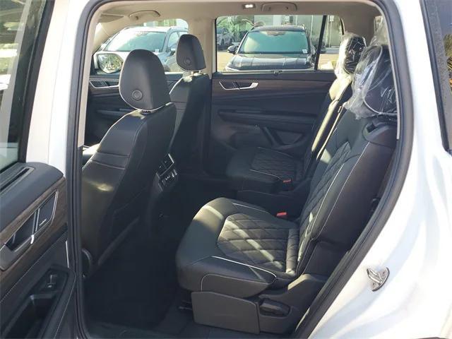 new 2026 Volkswagen Atlas car, priced at $54,081