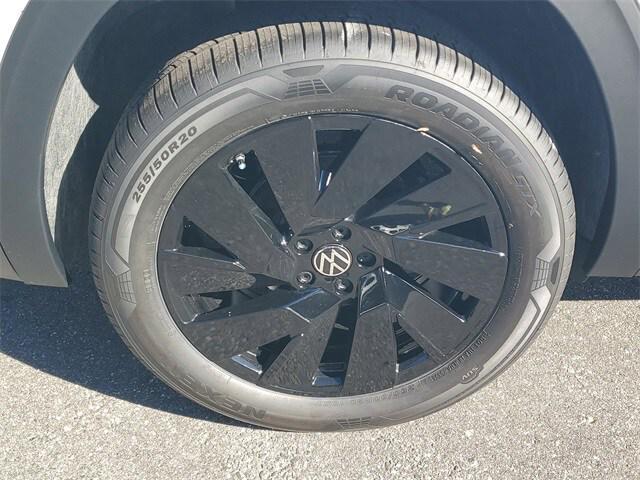 new 2026 Volkswagen Atlas car, priced at $44,487