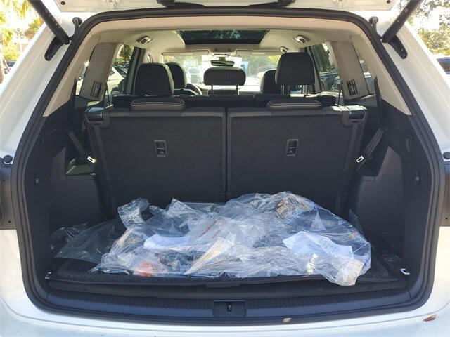 new 2026 Volkswagen Atlas car, priced at $44,487