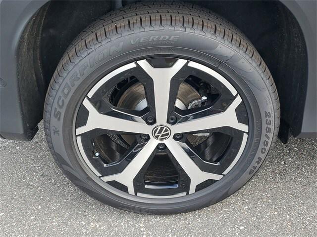 new 2026 Volkswagen Tiguan car, priced at $38,076