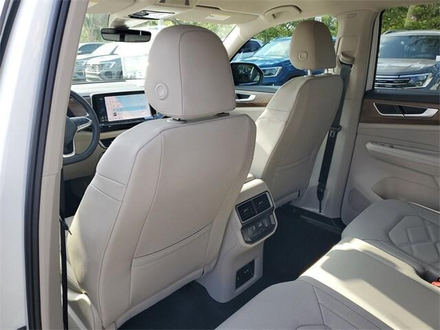 new 2025 Volkswagen Atlas car, priced at $42,089