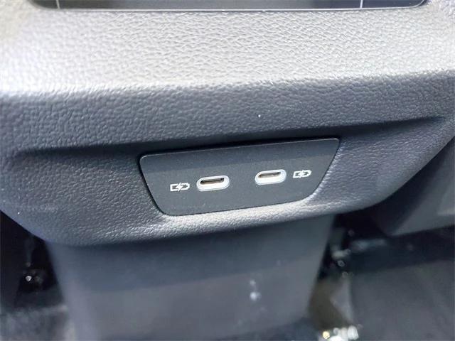 new 2026 Volkswagen Tiguan car, priced at $32,748