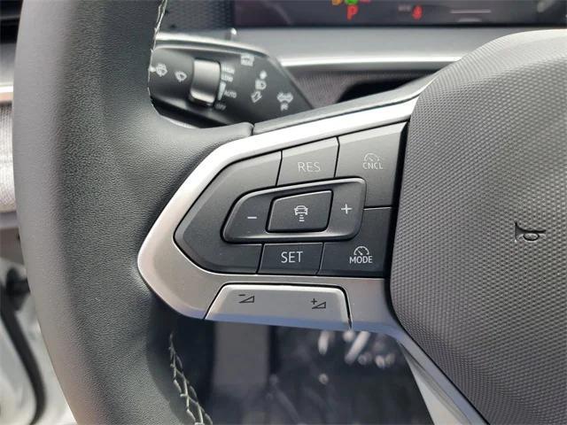 new 2025 Volkswagen Tiguan car, priced at $28,599