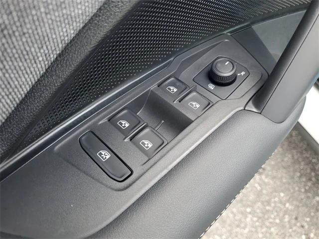 new 2025 Volkswagen Tiguan car, priced at $28,599