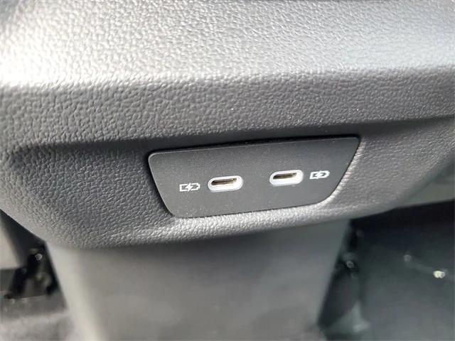 new 2025 Volkswagen Tiguan car, priced at $28,599