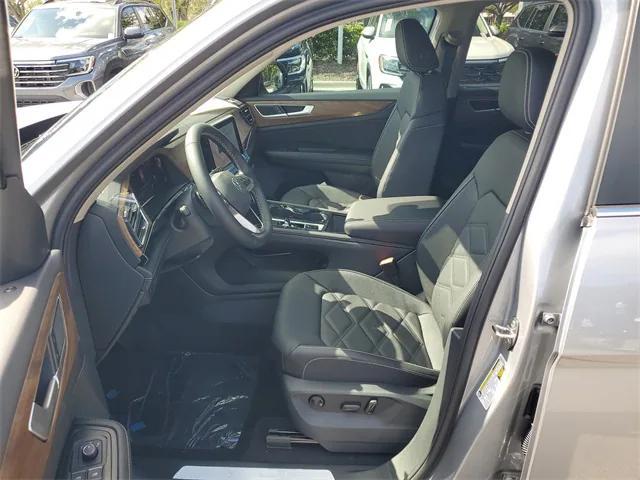 new 2026 Volkswagen Atlas car, priced at $44,050