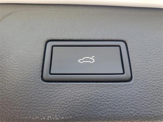 new 2026 Volkswagen Atlas car, priced at $53,483