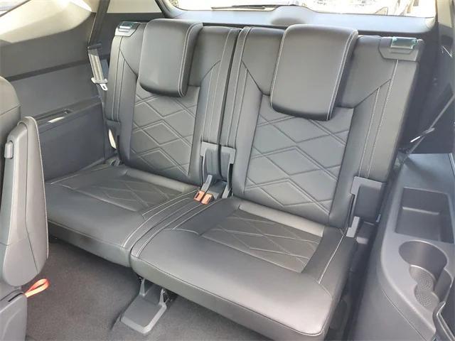 new 2026 Volkswagen Atlas car, priced at $44,553