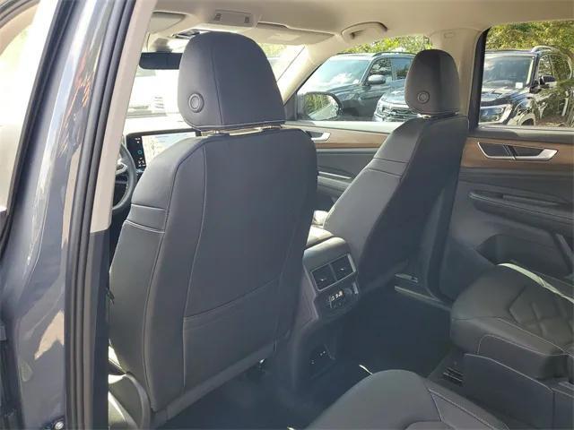 new 2026 Volkswagen Atlas car, priced at $44,553