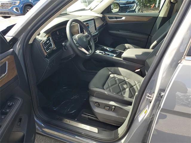 new 2026 Volkswagen Atlas car, priced at $44,553