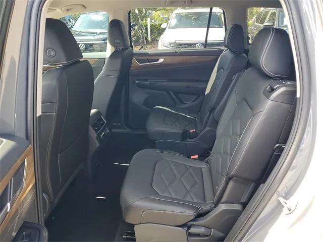 new 2026 Volkswagen Atlas car, priced at $44,553